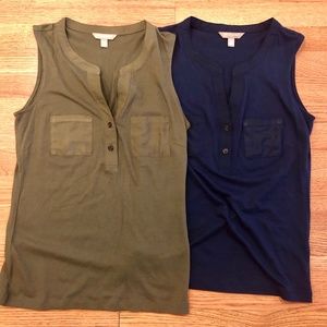 2 Banana Republic XS Blouses